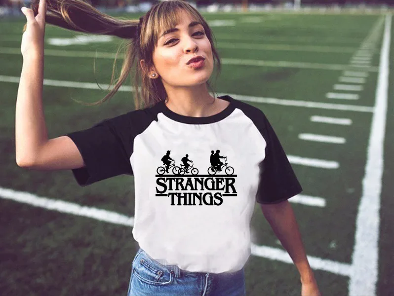 غريب الأشياء 3 المرأة تي شيرتات قصيرة الاكمام طاقم الرقبة الديكور الكرتون الطباعة مثير ملهى ليلي نمط غير المطرزة خارج #1