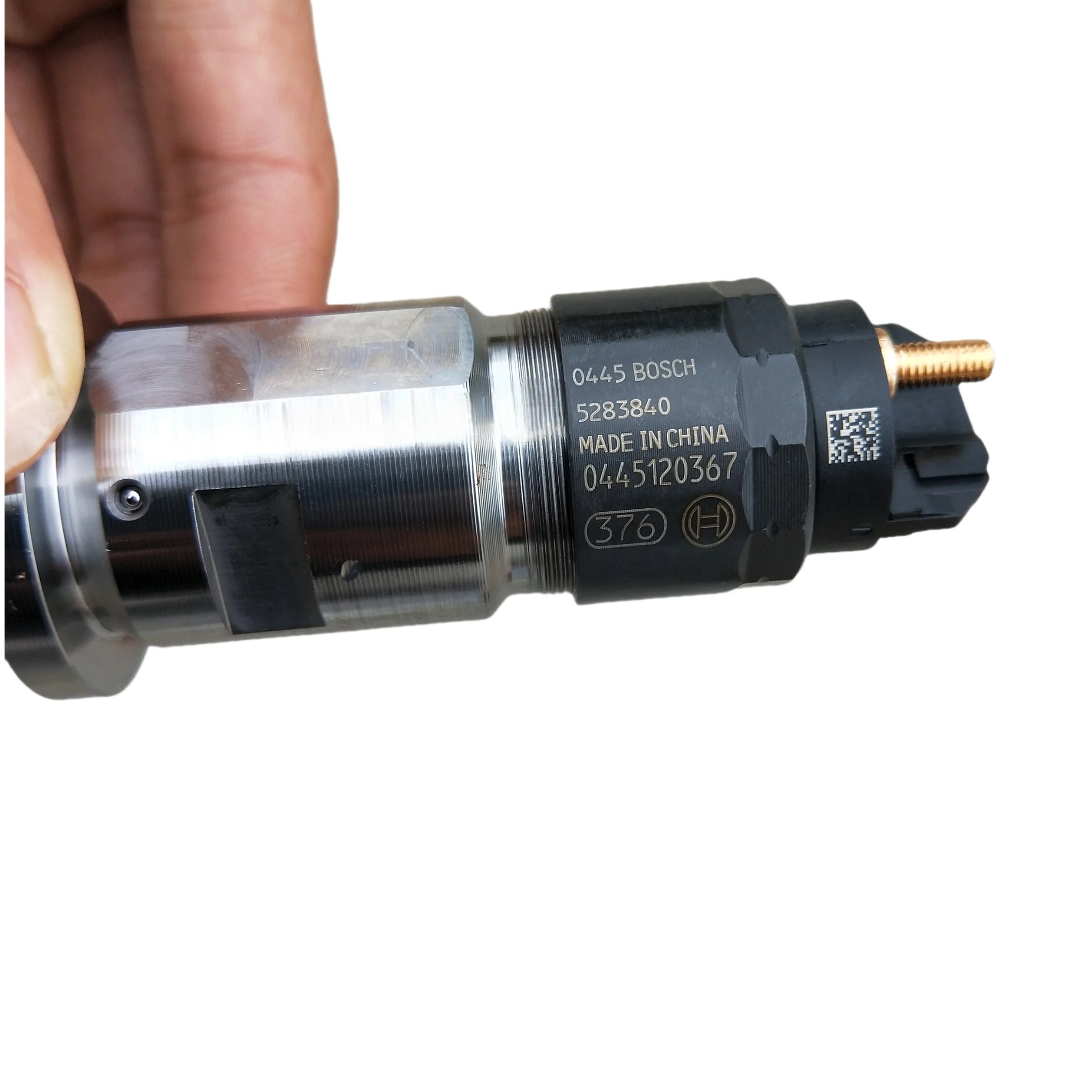 オリジナル DCEC QSB4.5 QSB6.7 エンジン部品燃料インジェクター 5283840 0445120367 カミンズ用