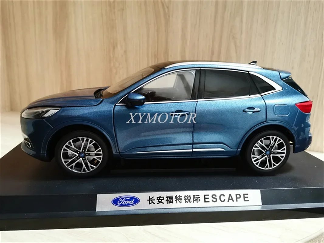 1/18 For Ford ESCAPE 2020 SUV Four Drive Pioneer Metal Diecas Car Model Blue Toys Gifts Hobby Ornaments Collection