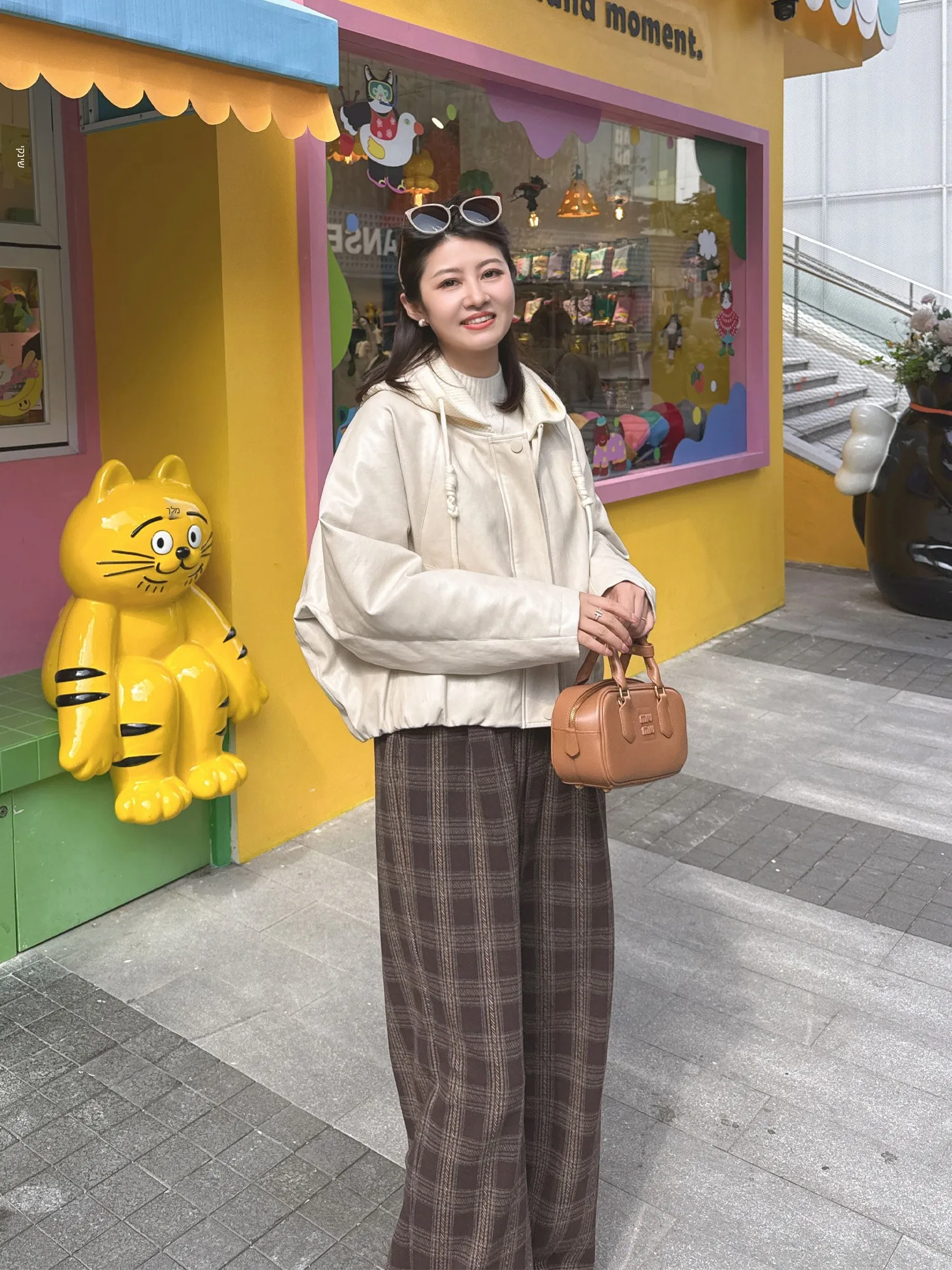 

Zillal Soft PU Leather Jaet Women's Detachable Hooded Knitted Du down Coat Warm Thin Long Sve ort Sle Zipper Closure