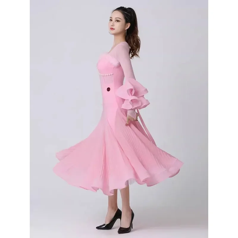 Top da ballo moderno fluido senza maniche a collo alto MY864 Costume da valzer di ballo latino di danza standard nazionale rosso vino