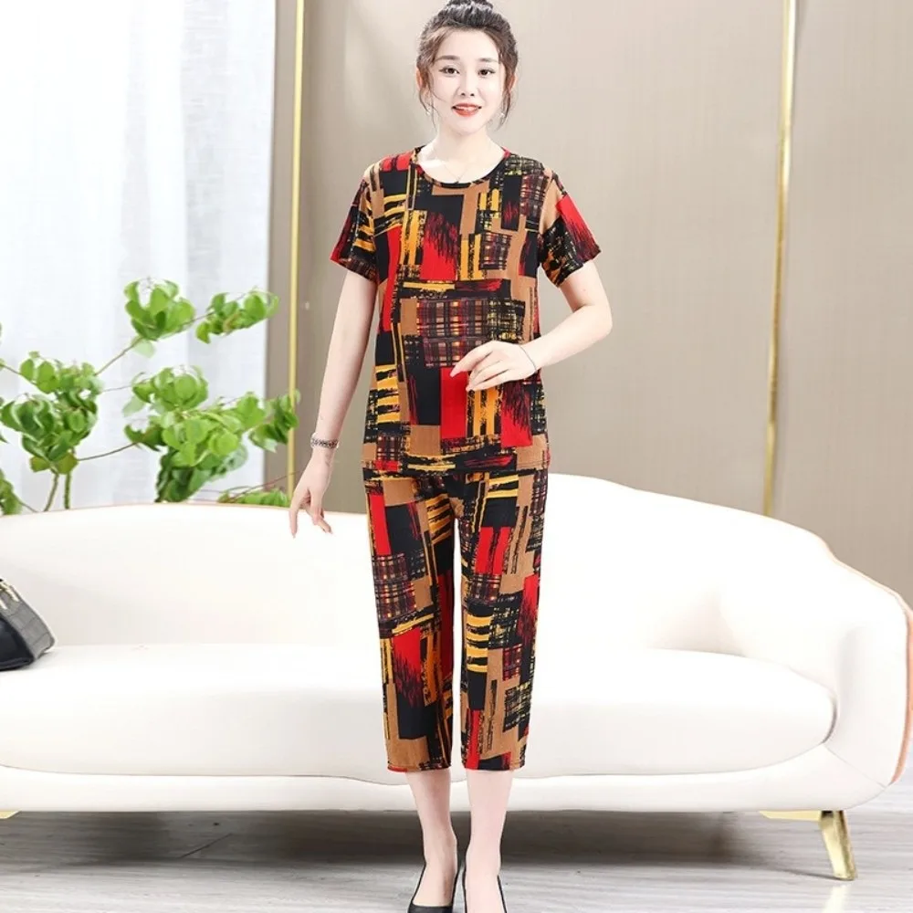 

Comfortable Plus Size Elderly T-shirt Sets Loose Stripe Casual Loungewear Set Summer Short-sleeved Women Two Piece Set Gift