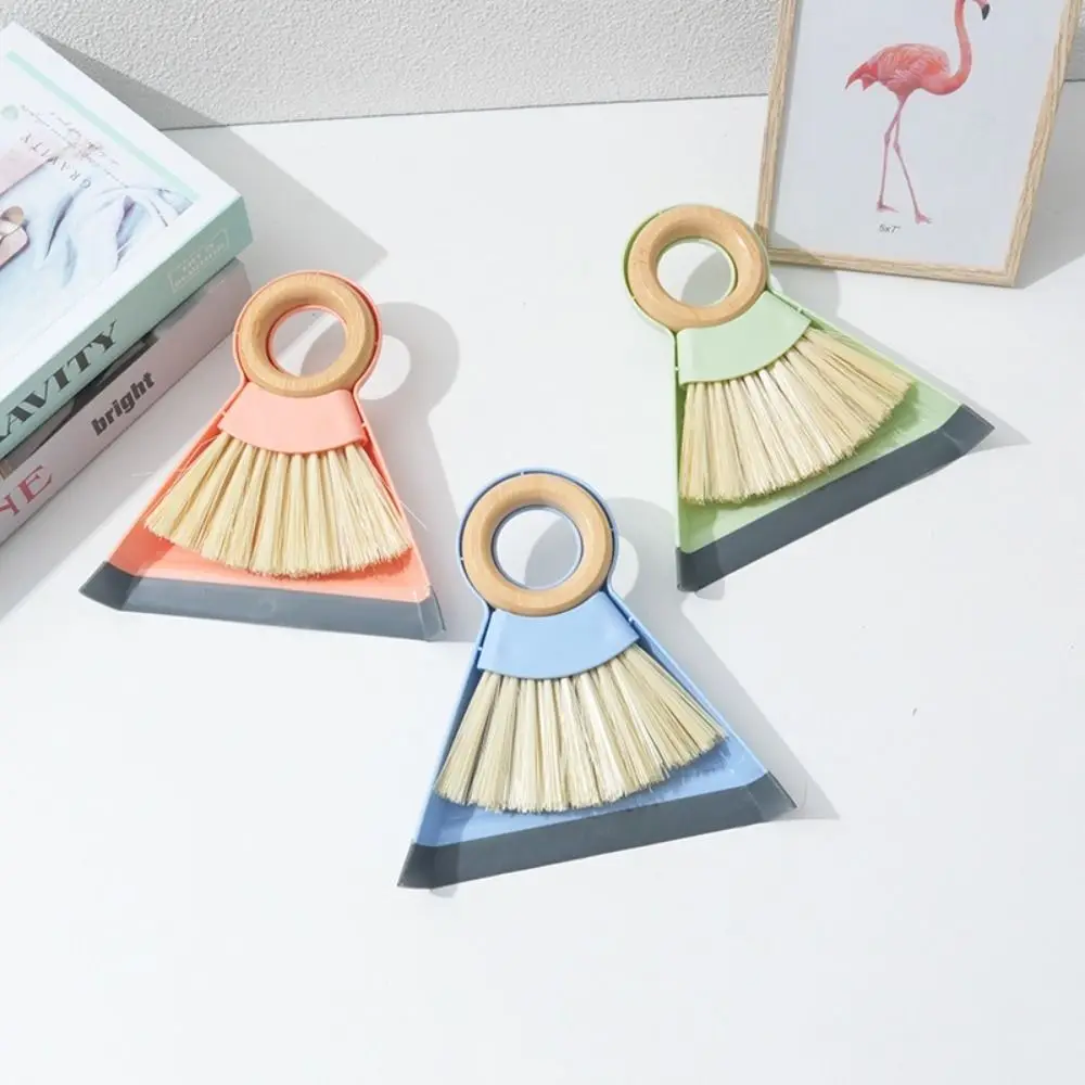 

Soft Brush Mini Broom Dustpan Set Wooden Handle Hanging Desktop Broom Brushes Plastic Household Cleaning