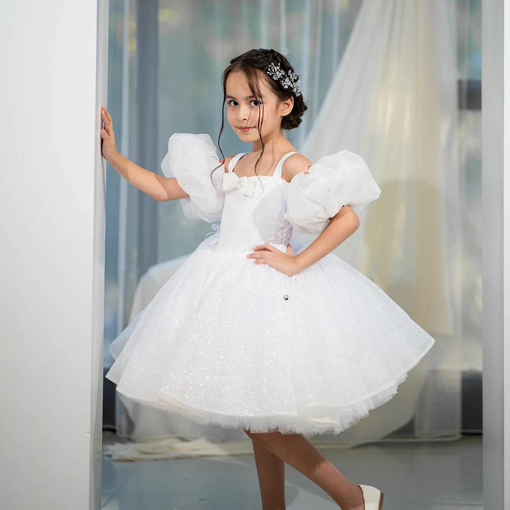 

Exquisite White Spaghetti Straps Flower Girls Dresses with Soft Tulle 2025 Summer A Line Christmas Gowns فلور فتاة اللباس New