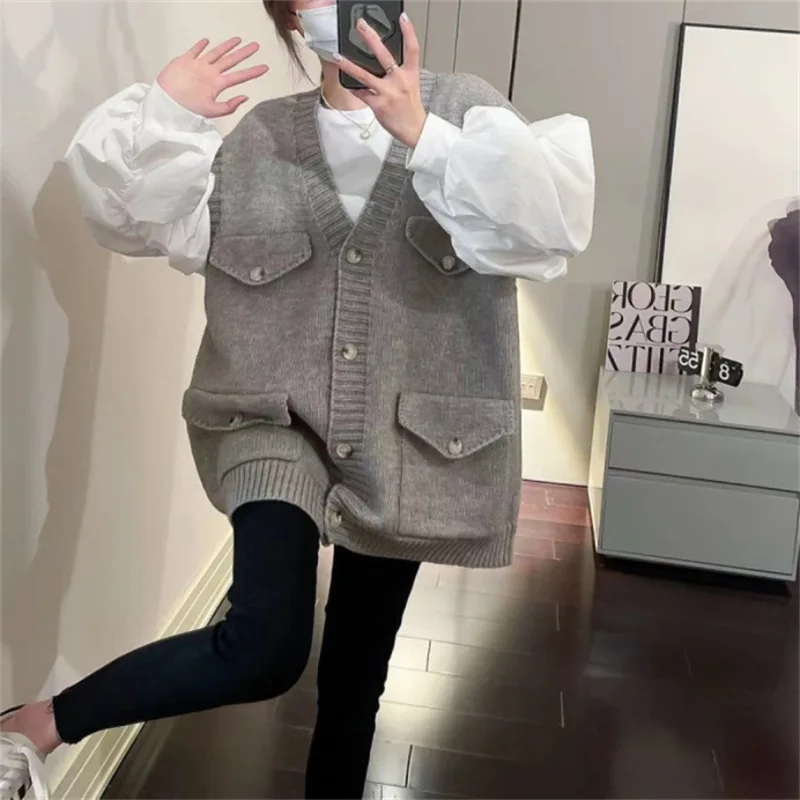 

2024 New Loose Women's Solid Color Knitted Vest Autumn Winter New Korean Fashion Button Sleeveless Sweaters Cardigan Y38