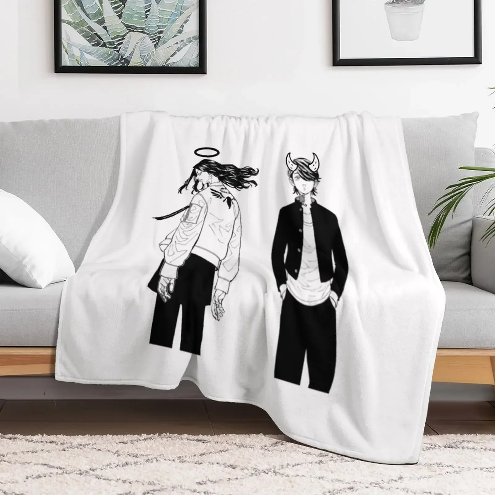 

THE YING YANG T-SHIRT BY BAJJI AND KAZATURA Throw Blanket Large Bed Camping Blankets