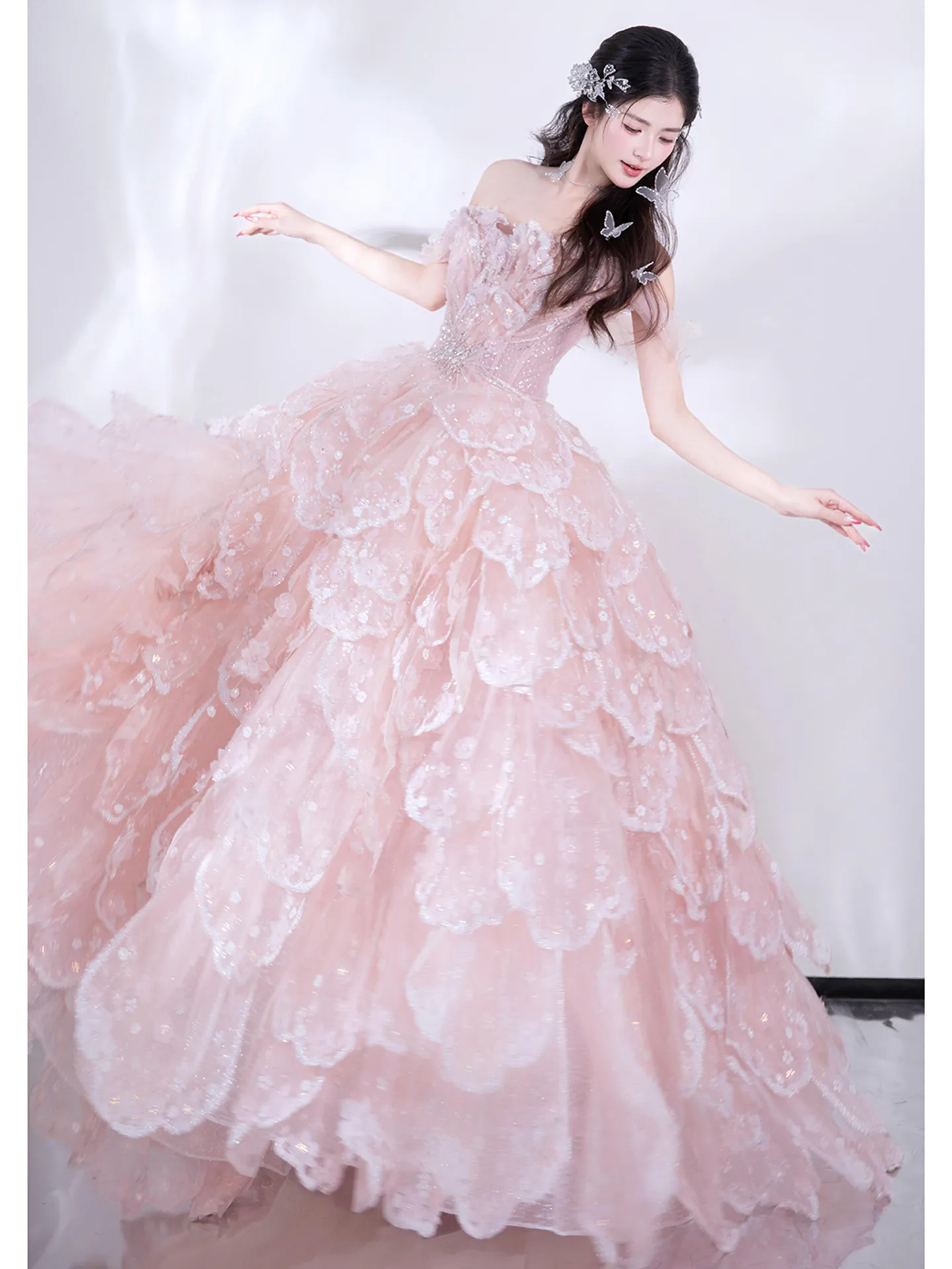 Stunning Pink Evening Dress Layer Ball Gown Strapless Lace-up Back Shining Sequins Beading Party Dress 2026