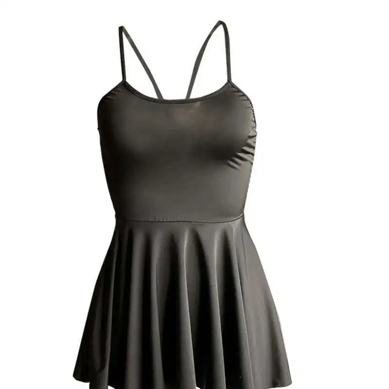 فستان نسائي صغير على الصدر ، مثير بلون واحد ، حزام معلق ، سحر شفاف أنيق مطوي ، نحيف ناضج ، طراز جديد ، G8O9