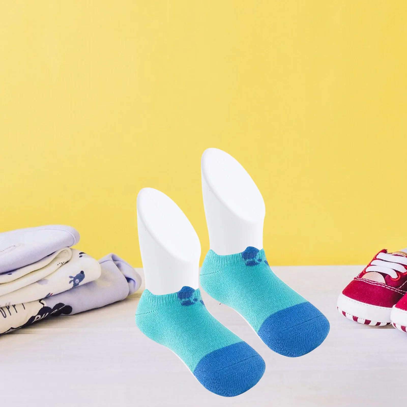 

Baby Foot Mold Kids Mannequin Plastic Feet Model for Socks Shoes Display Lightweight Portable Safe Storage Toddler Sandals