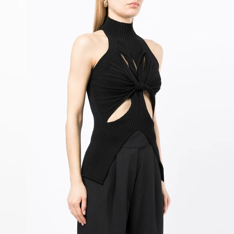 

Kink hollow niche design sense slim and thin knitted vest fashionable simple versatile temperament elegant holiday style high-en