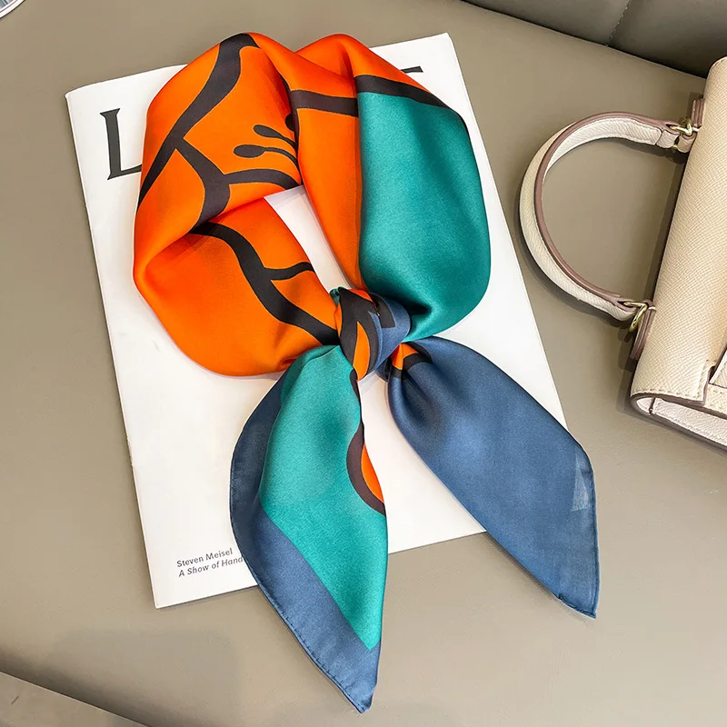 2024 Design Mode quadratischen Seiden schal Frauen Haarband gedruckt kleine Satin Schals Foulard Halstuch weibliche Stirnbänder Bandana – Detail 15