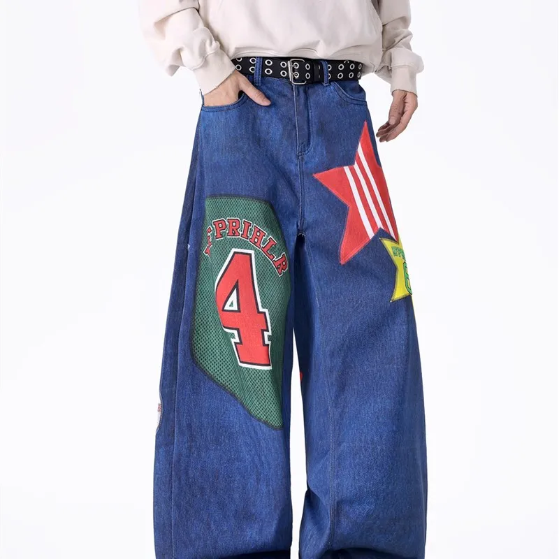 

Свободные мужские джинсы с принтом звезд и цифр в американском стиле, модная уличная одежда, широкие брюки в стиле хип-хоп, повседневные повседневные джинсы