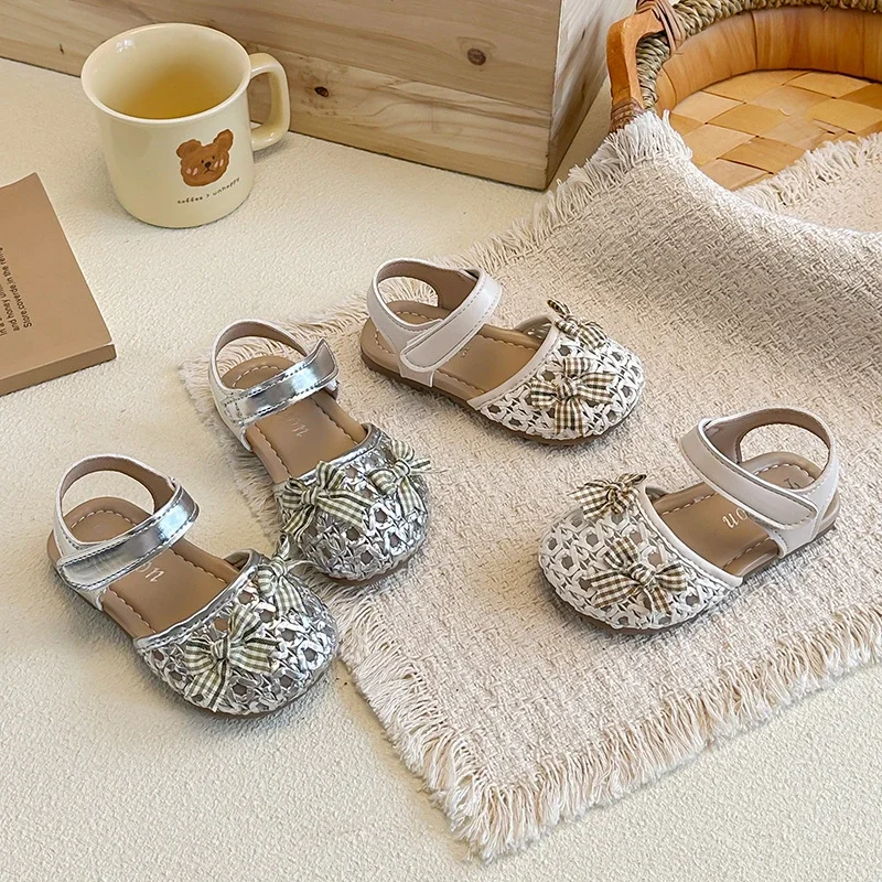 Mumoresip Girls Princess Shoes Sweet Bows Round Toes Kids Sandals Hook&loop Non-slip 2026 Summer New Children Dance Shoes