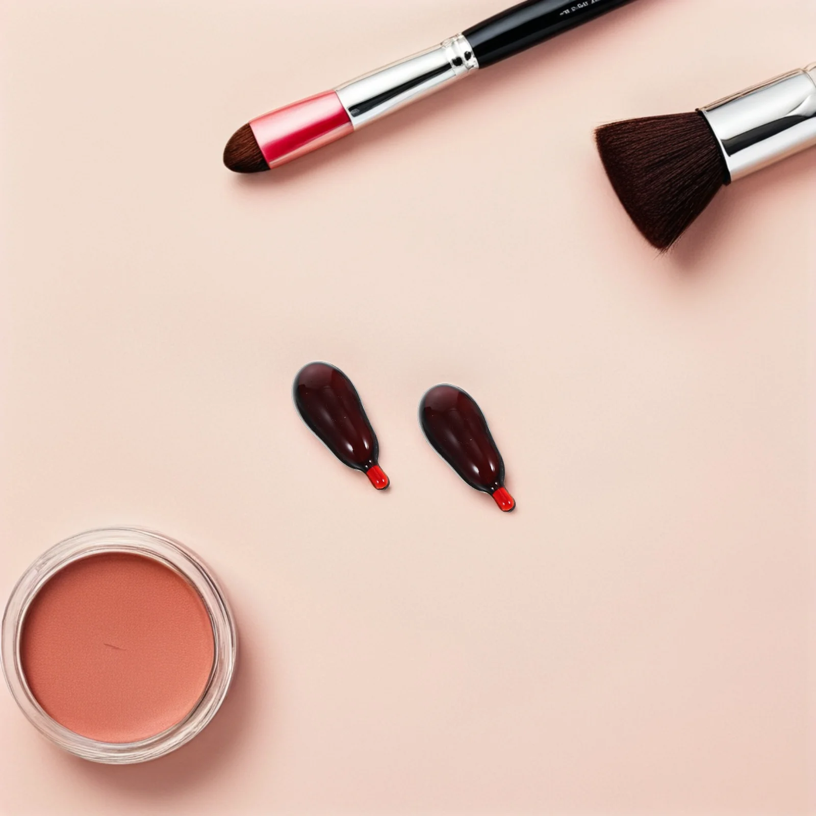 

20Pcs Fake Blood Pills for Mouth Realistic Halloween Cosplay Prop Washable Bloody Capsules Trick Favors Film Acting Performance