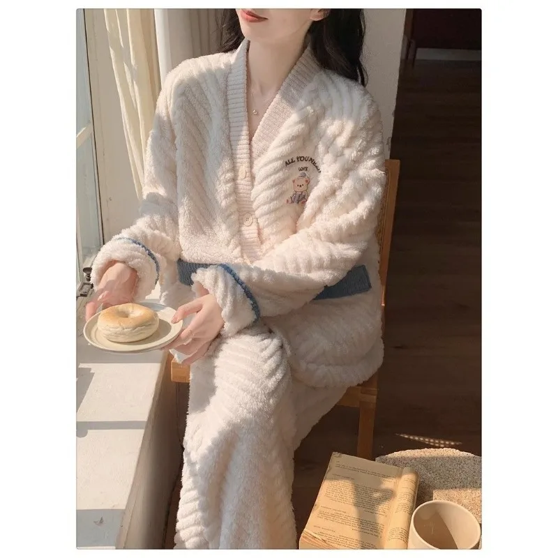 Coral Fleece Pajamas Female Autumn and Winter New Style Cartoon Bear Warm Home Clothes Cardigan Suit Comfort Can Be Worn Outside