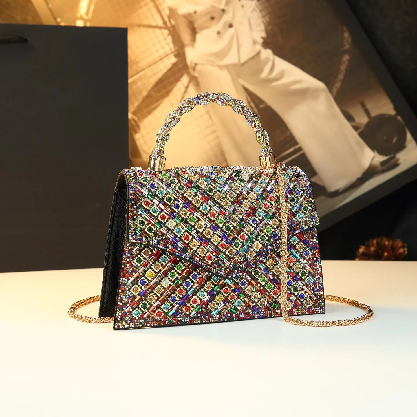 

Elegant Leather Classic Designer Paris Fashion Large Capacity Shoulder Bag For Women Luxury Brand Versatile Diaper Bags