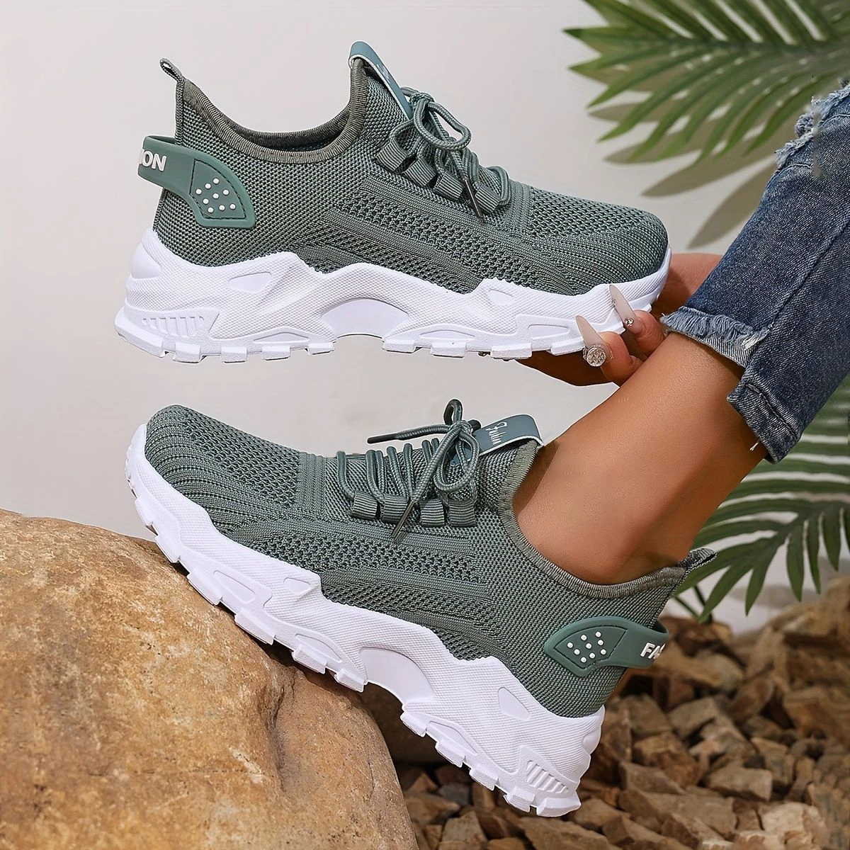 

Summer Women Sport Shoes Running Sneakers Casual Breathable Mesh Trainers