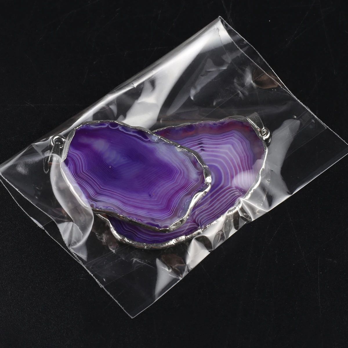 Pietre semipreziose naturali di forma irregolare ciondolo in agata a righe viola creazione di gioielli collane fai da te orecchini accessori 1 pz