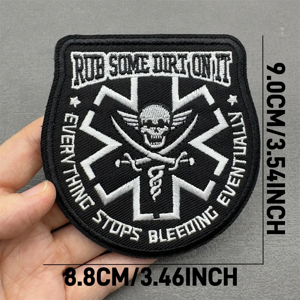 Tactical Embroidered Patches Military Morale Patch Don't Tread On Me Hook & Loop Paramedic Medical Badge for Backpack