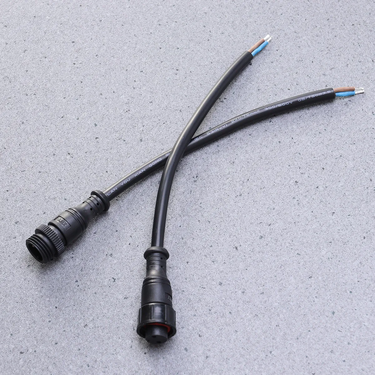 2Pcs M15 Waterproof Plug Connector Copper Core PVC Insulated for Outdoor String Lights Solar Panel Garden Patio Lighting Heat