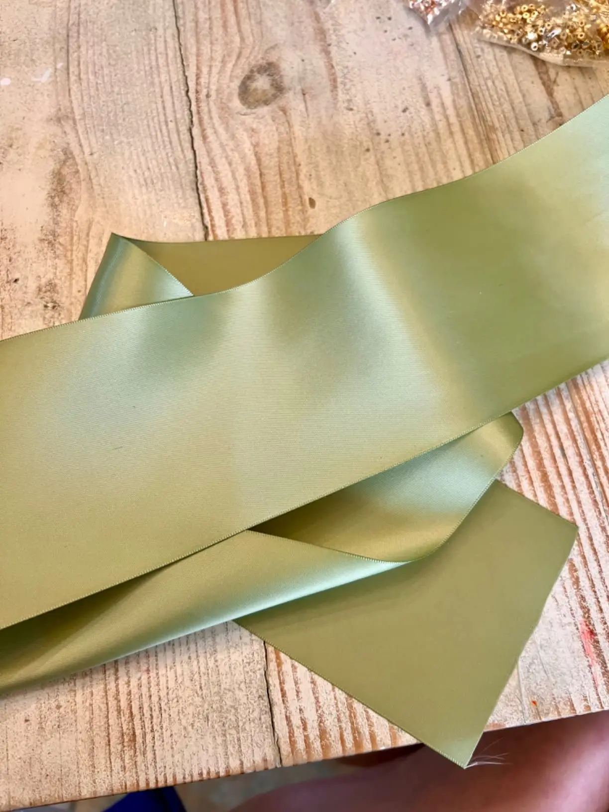 

Sage Green Ribbon Двойная атласная лента 2-дюймовая моховая лента для свадебного букета, поделок, украшений для вечеринок своими руками - 25 ярдов