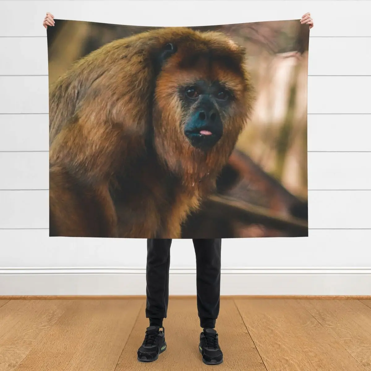 

Howler Monkey peering out at the zoo Throw Blanket Single warm for winter Decorative Throw halloween Blankets