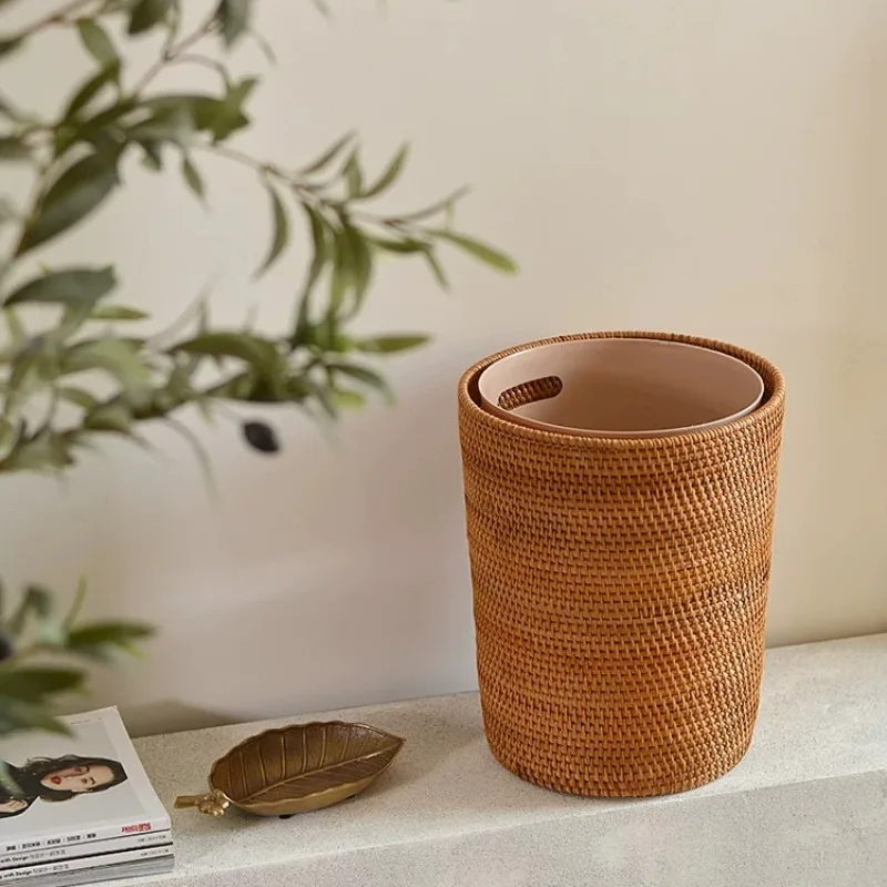 Wabi Sabi Rattan Waste Bin Retro American Style Paper Basket Natural Storage Holder for Living Room Bedroom Aesthetic Decoration