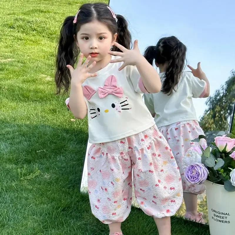 

Костюм Hello Kitty с короткими рукавами и шортами, комплект Sanrio для девочек, новый повседневный комплект из двух предметов, летняя домашняя одежда для девочек, милый мультяшный дизайн