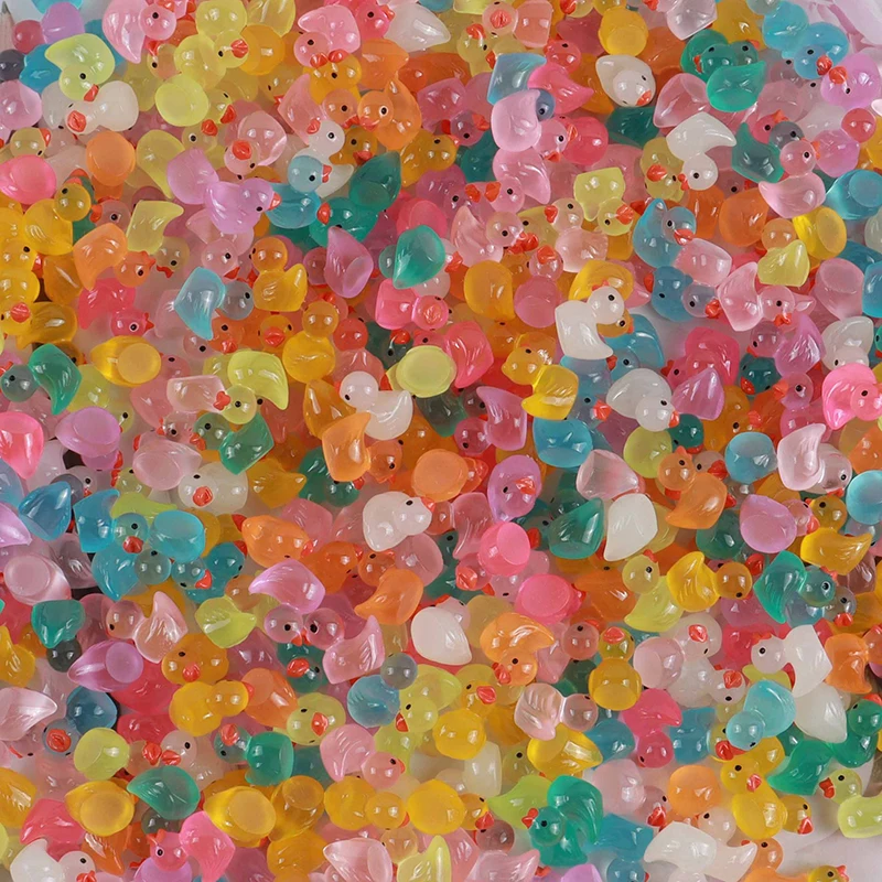 50Pcs Resin Luminous Cartoon Three-dimensional Cute Duckling Diy Car Ornament Keychain Micro Landscape Hairpin Decoration