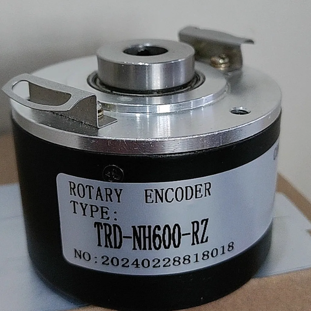 

PL01230.02/1000-11-28V GI333.170C330-4.7-30V-2500LMP Энкодер