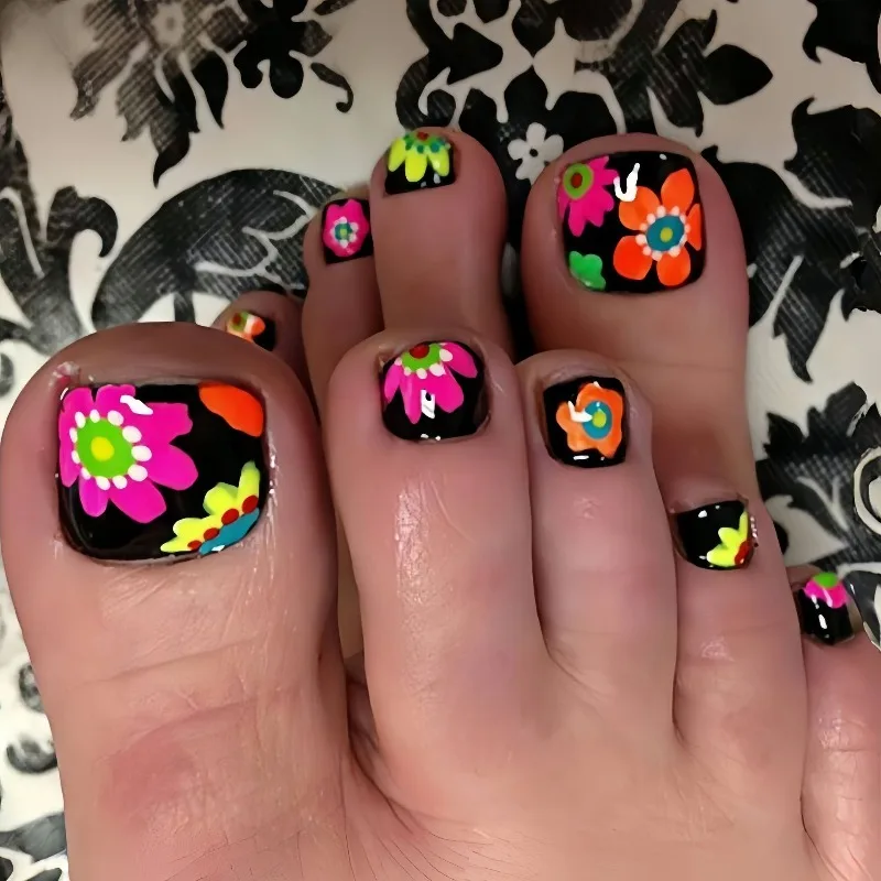 

Short Square Fake Toenail 24Pcs Black Plant Flower Pattern Press on Toe Nails Patch Summer Removable Beautiful Nail For Lady