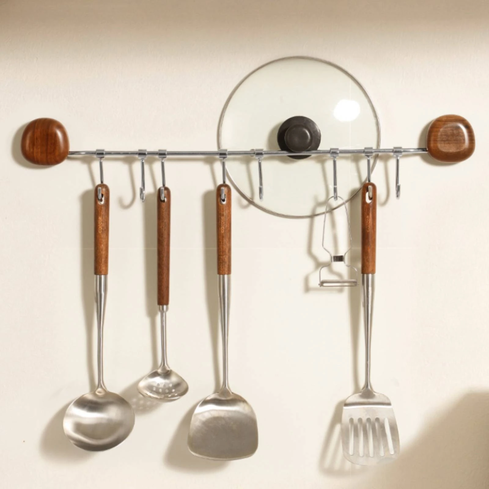 Wall-Mounted Hook Rack with Eight Hooks Space-Saving Rail Organizer Easy to Install for Kitchen, Entryway
