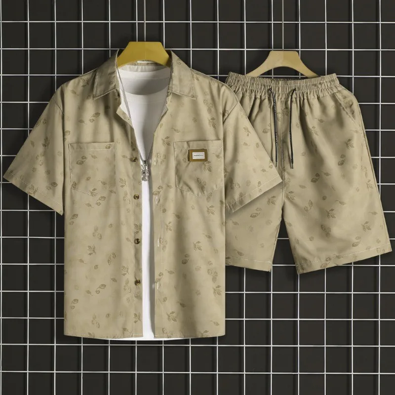 

Beach Ready Combo: Hawaiian Print Shirt and Shorts Stylish Hawaiian Print Shirt: Perfect for Beach Parties and Outdoor BBQs