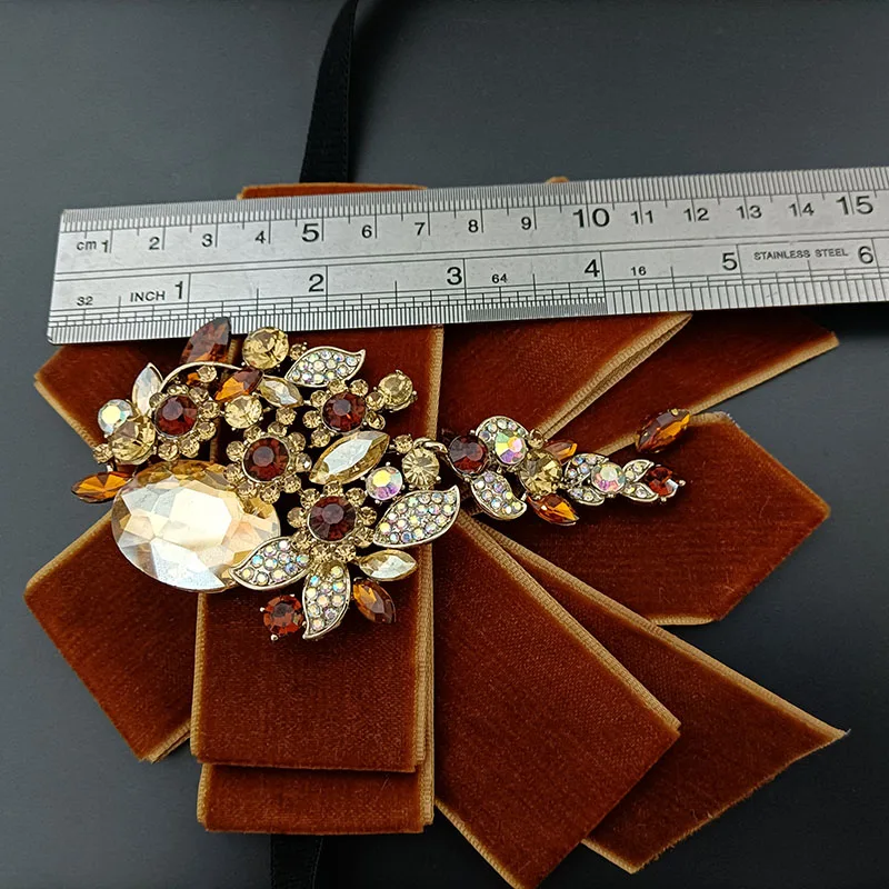 اليدوية ربطات القوس فيونكة المخملية الراين مجوهرات رجالية هدايا الراقية الأعمال مأدبة دعوى قميص طوق زهرة الرجال ربطة العنق الزفاف