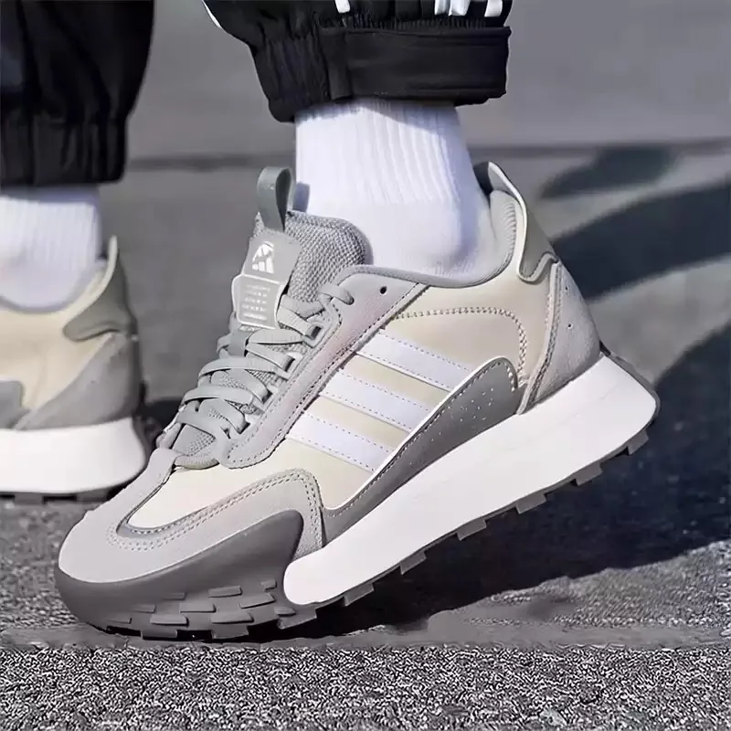 Zapatillas Deportivas adidas de Gamuza Beige y Gris con Tres Rayas Blancas, Plataforma Gruesa, para Senderismo y Uso Casual al Aire Libre, para Hombre y Mujer, KJ2055
