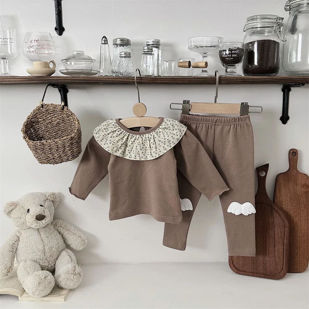 2024 autunno nuovo bambino vestiti a maniche lunghe Set neonata colletto arruffato top + pantaloni 2 pezzi vestito bambino floreale Homewear abiti