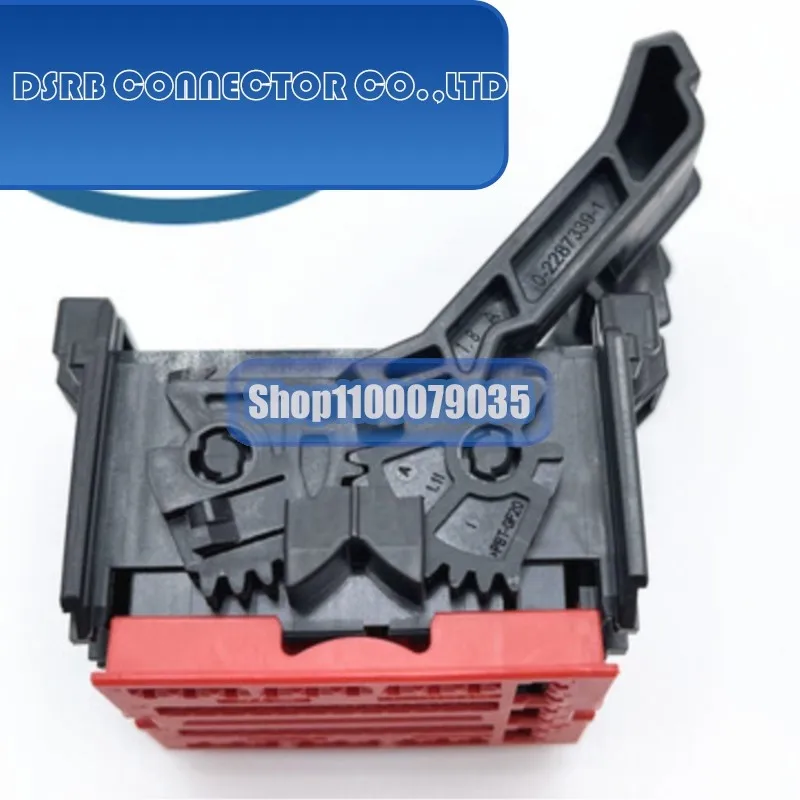 

2pcs/lot 1-2287336-1 1-2287336-2 1-2371035-1 1-2374900-4 1-2386194-6 1274486703 13707397 connector new original