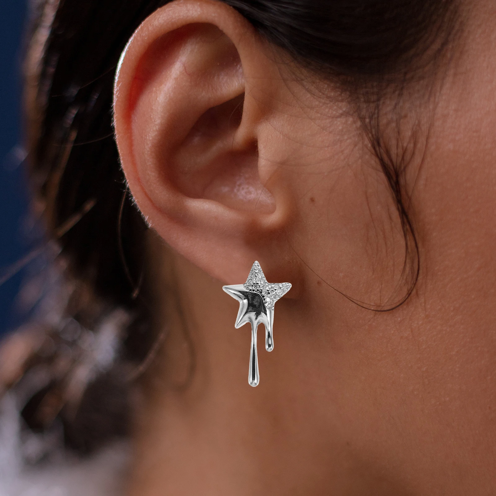 

2Pcs Dangling Star Drop Earrings for Women: Rhinestone Sparkly Ear Studs Hypoallergenic Lightweight Shiny Jewelry Gifts for Her