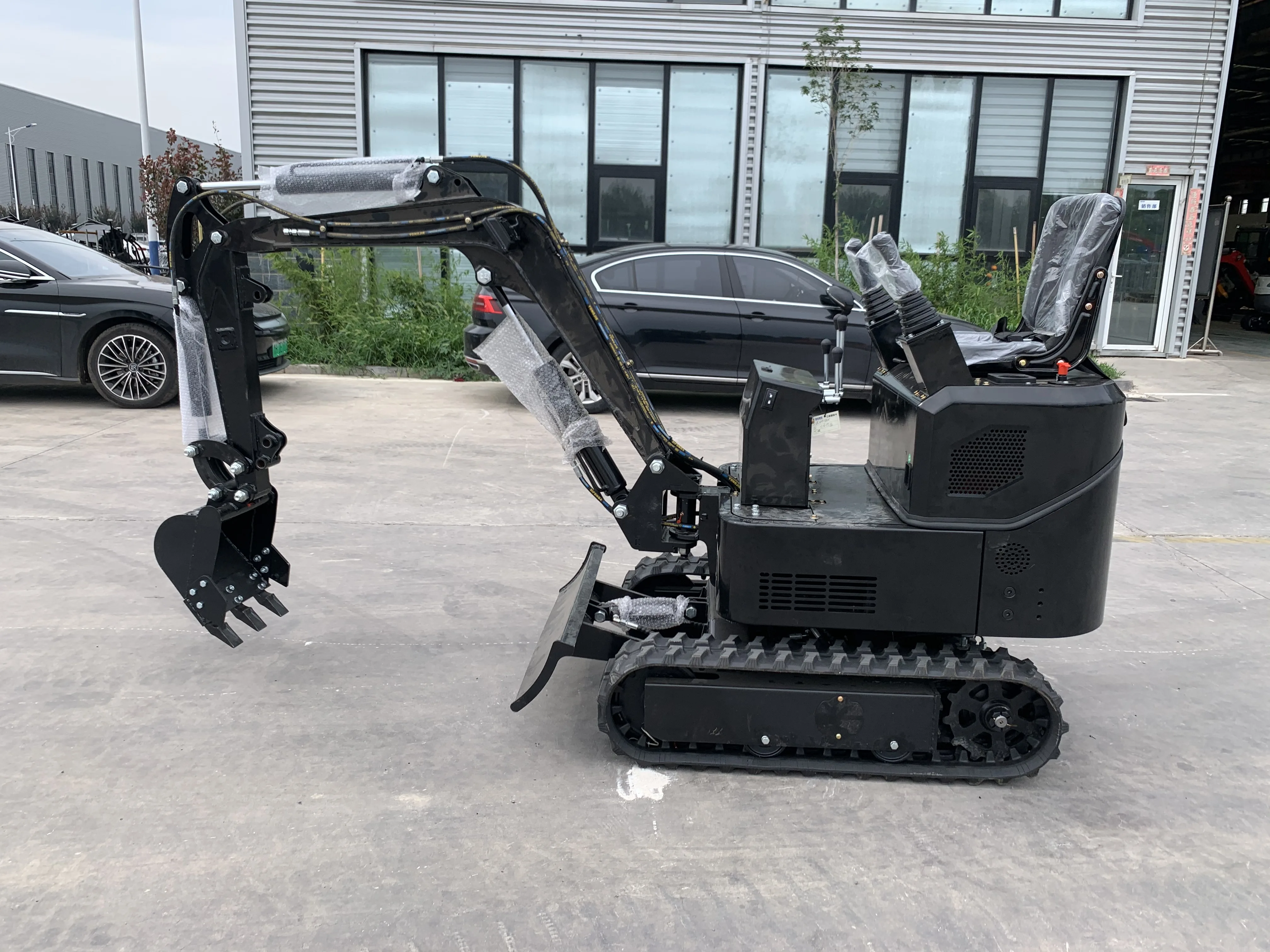 حفارة صغيرة جرار زاحف آلات زراعية حفار صغير 3.5 طن 0.8 طن 1 طن 1.5 طن 2 طن 5 طن 6 طن 9 طن 13 طن 23 طن