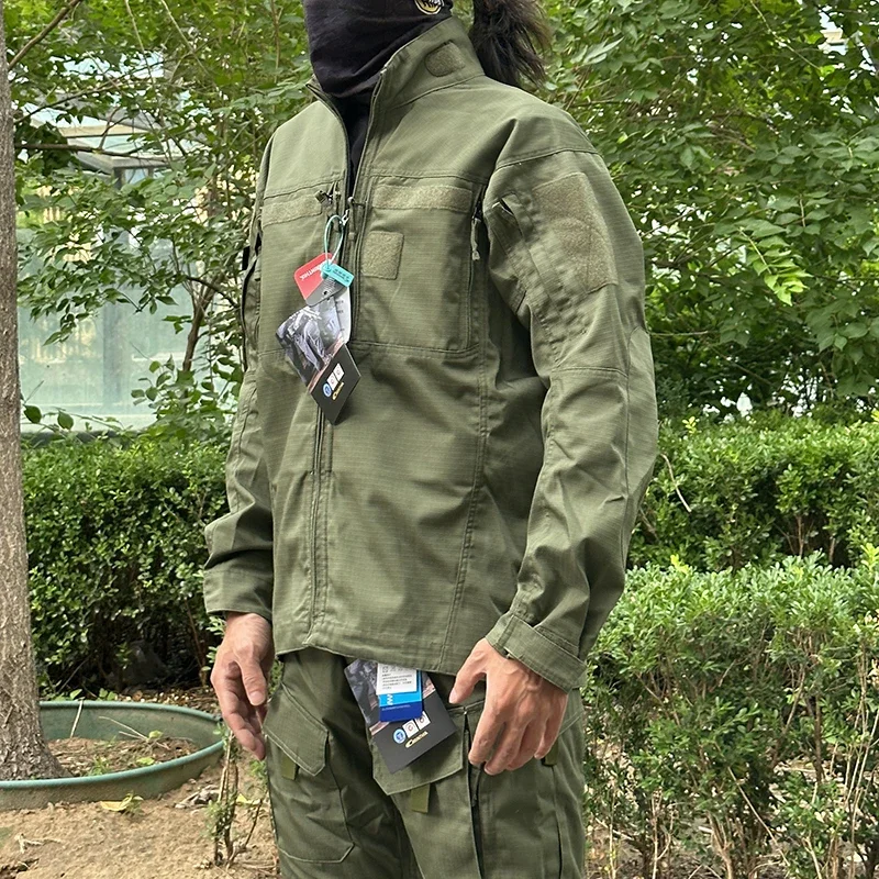 New Man.s Tactical Camouflage Shirt Jacket Wear-Resistant and Windproof Training Work Clothes Outdoor Camping Hiking Coat