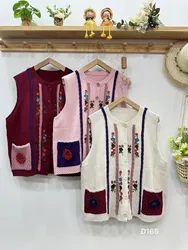 Autumn New Sweet Single Breasted Embroidered Sweater Vest Women Casual Sleeveless Tops D165