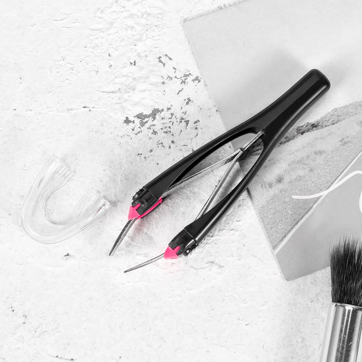 Automatic Retractable Eyebrow Tweezer for Precise Facial Hair Removal – Professional Eyebrow Shaping Tool
