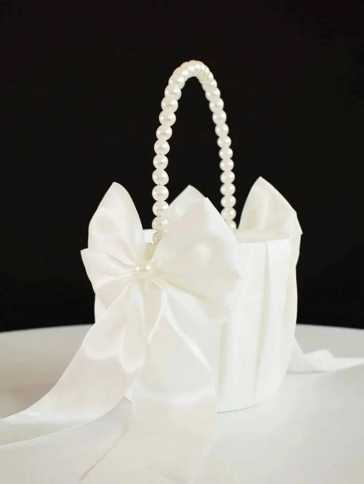 1pc Wedding Flower Girl Basket With Pearl Handle For Wedding Bridal Party Valentine's Day Romantic Night Proposal Decoration