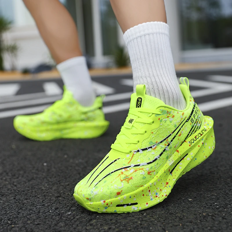 

Three-Color Options Breathable Mesh Rubber Popcorn Large Sole Sports Shoes Size 32-45 Comfortable Running Sneakers