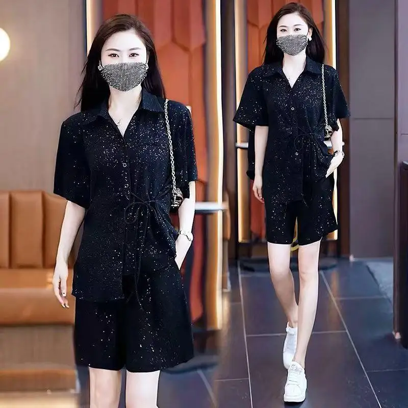 

Модный летний комплект из двух предметов для женщин больших размеров: блестящие пайетки, укороченный рукав, широкие шорты, эффект стройности