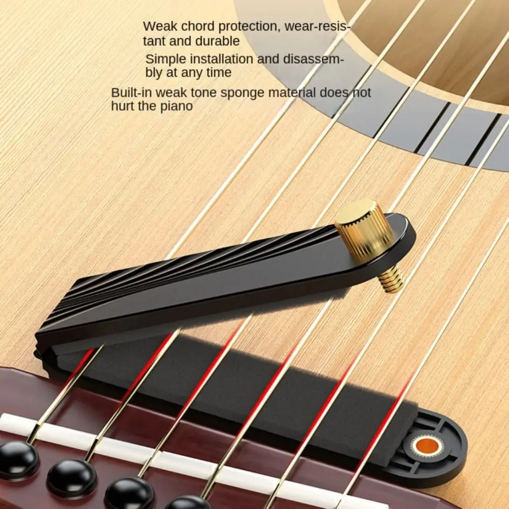 Pin Puller Design Gitarren-Kapodaster mit Plektrum-Halter mit Silikon-Pad, Gitarren-Stimmclip, universelle Schnellwechselklemme für klassische Gitarre