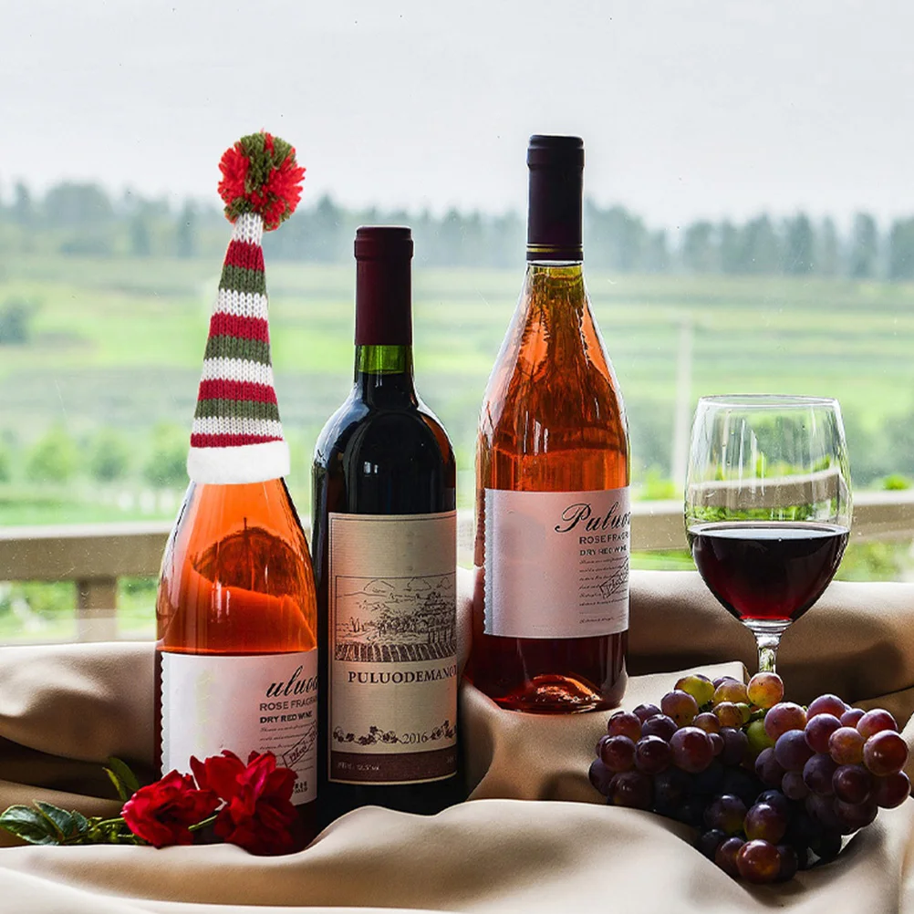 

3Sets Xmas Wine Bottle Cover Mini Hat Scarf Christmas Party Bottle Accessory Xmas Supply Christmas Decoration