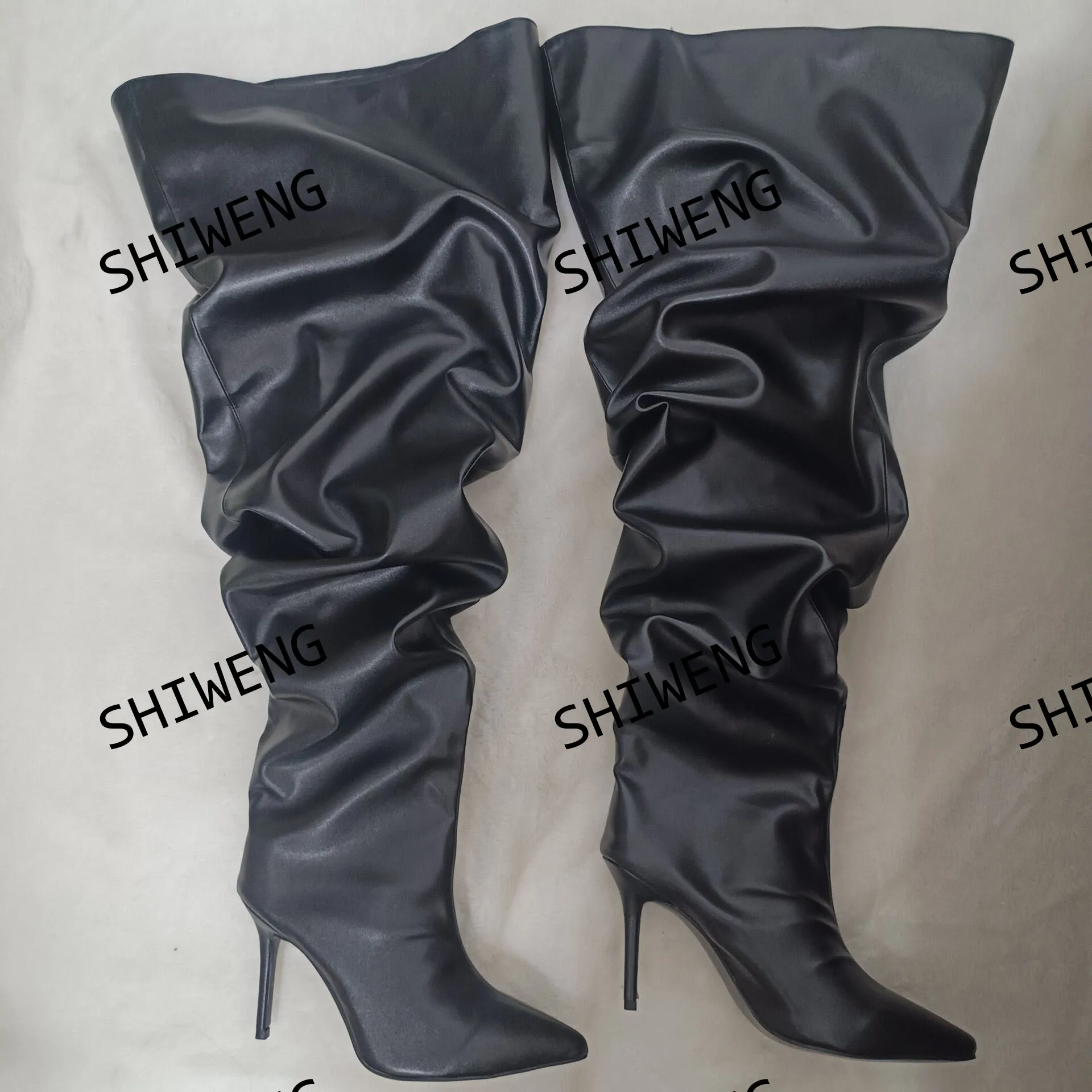 مثير الأسود الفخذ أحذية عالية النساء T تظهر مدبب تو نادي أحذية الحفلات رقيقة عالية الكعب فوق الركبة أحذية طويلة للنساء 44