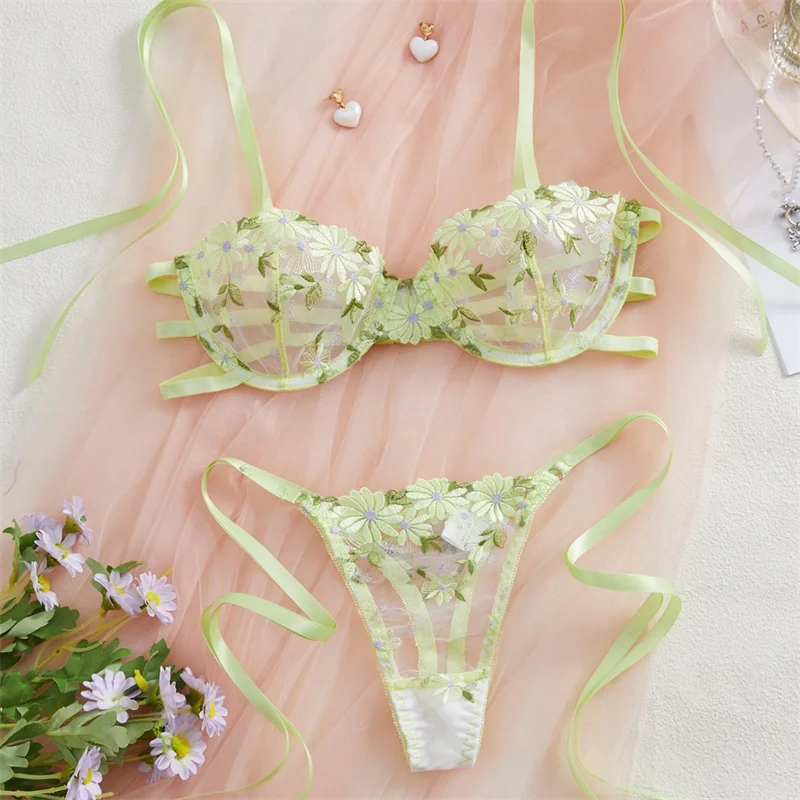 

Lingeries Sexy Hot Light Green Bra and Panties Sets Ultra Thin Mesh Female Underwear 2 Pieces Intimate Pure Desire Lingerie Set