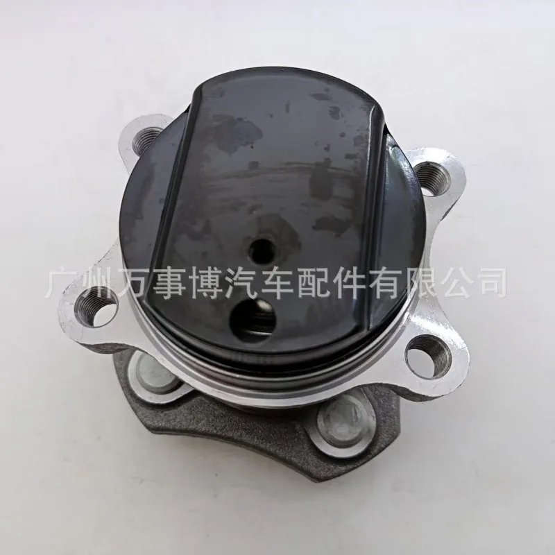 Suitable for Nissan Yida (Middle East version) rear wheel hub shaft head 43202-JJ00A